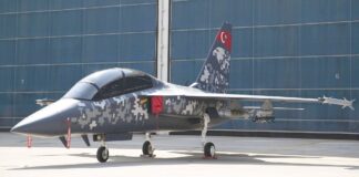 TAI Hürjet als Favorit für spanisches Jet-Trainer-Programm Hürjet Mock-up – ©TAI