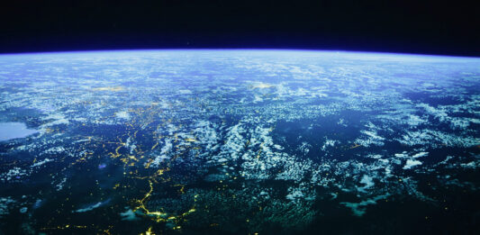 Blick auf die Erde – © Bhavya Pratap Singh auf Unsplash