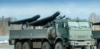 Langstrecken-Drohnenkrieg: Russland setzt auf Schwärme, KI – und tödlichere Sprengköpfe Shahed-Drohnen auf Lkw – ©Archiv