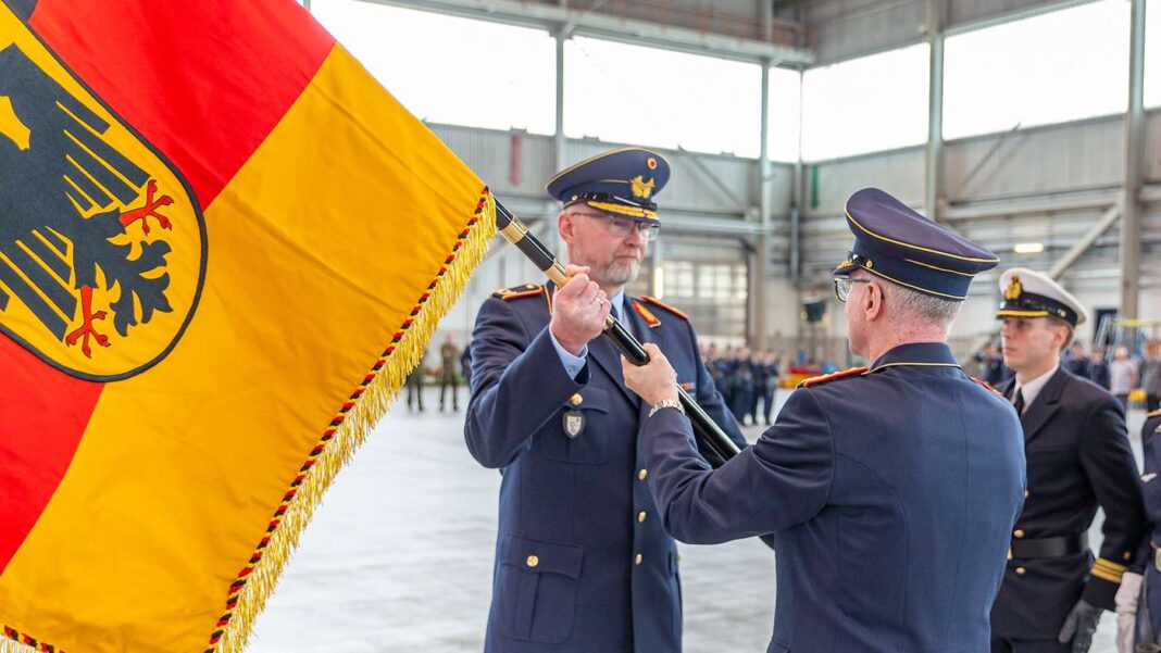 Erster Leiter der CAMOBw Continuing Airworthiness Management Organisation der Bundeswehr wurde Brigadegeneral Uwe Angermeyer – ©Bundeswehr/Tesche
