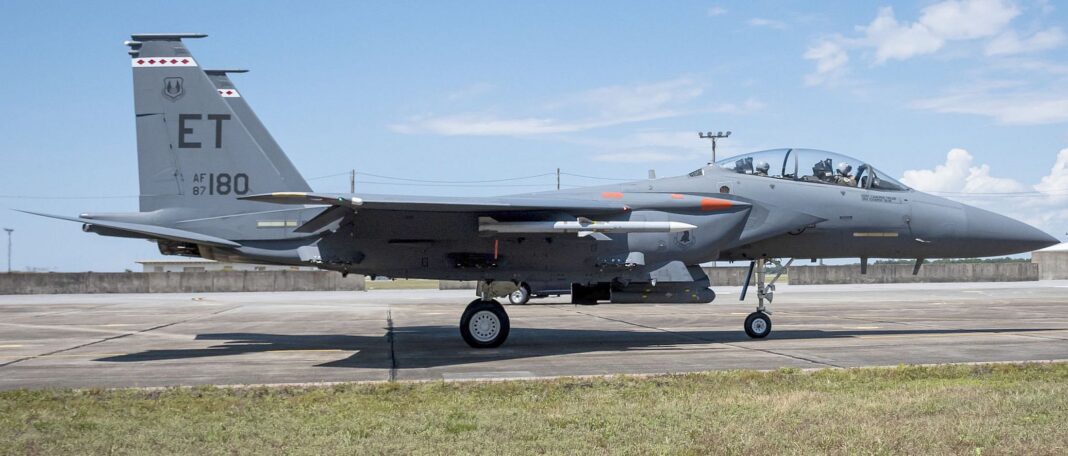 USA: Rekordvertrag über AMRAAM-Lenkwaffen für 30 Nationen – ©US Air Force USA: Rekordvertrag über AMRAAM-Lenkwaffen für 30 Nationen – ©US Air Force