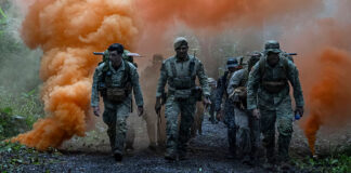 US-Marines trainieren mit panamaischen Streitkräften im Dschungel US-Streitkräfte trainieren gemeinsam mit Soldaten aus Panama – ©US DoW