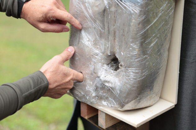 Beschusstest beim CCG Ballistik-Seminar in Wien. ©Militär Aktuell/Bendl