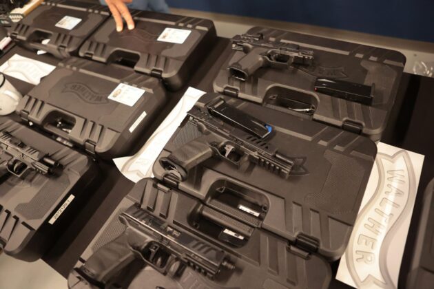 Reiche Auswahl: Pistolen von Walther bei den Walther-Tagen in der Focus Range. ©Militär Aktuell/Bendl