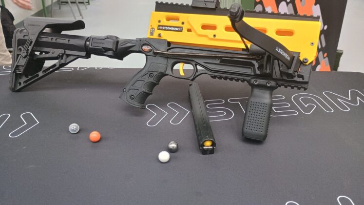 Die Winterneuheit von Steambow gab es ebenfalls bei der GunCon 2025 zu sehen. ©Militär Aktuell/Bendl