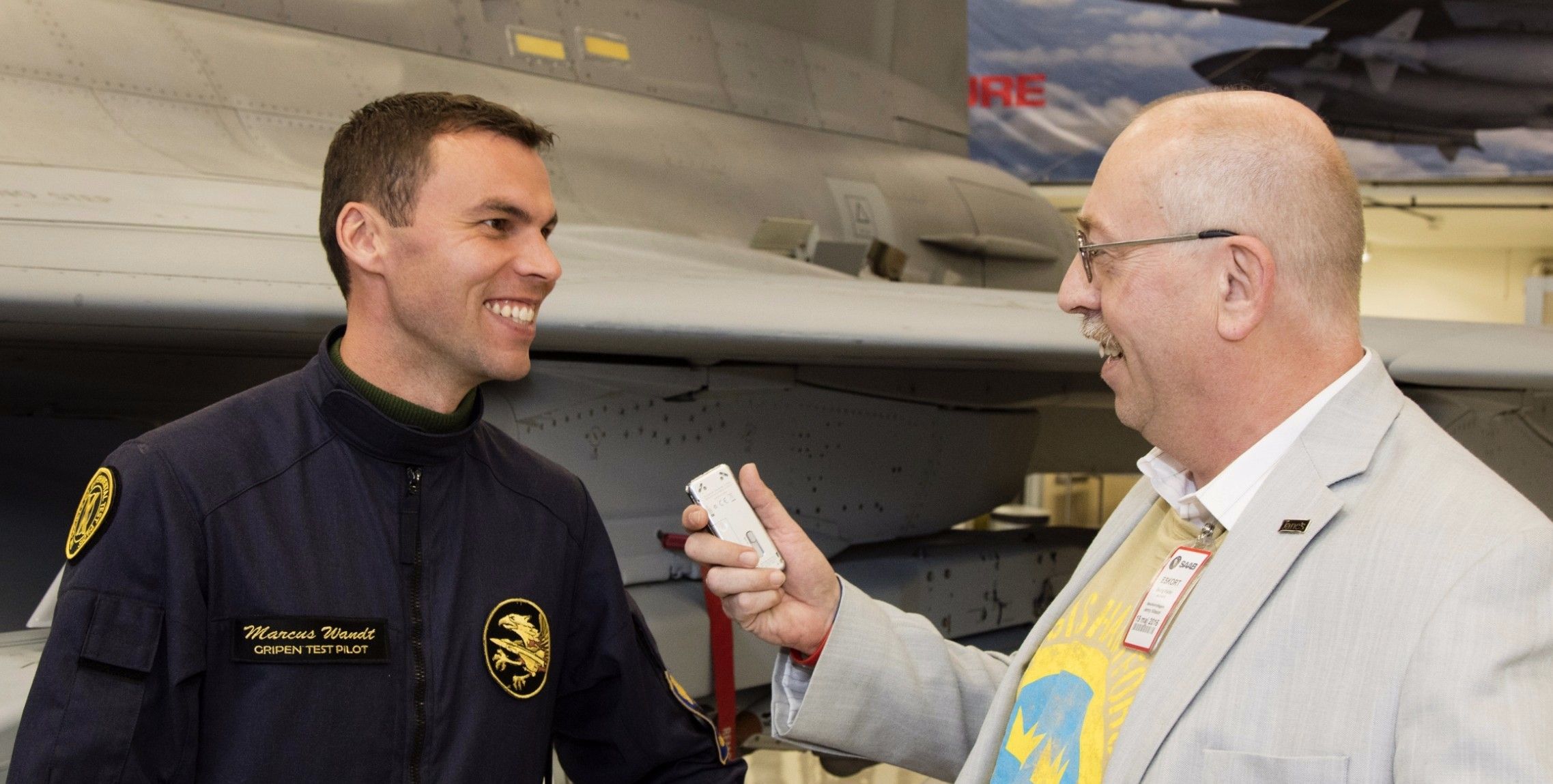 Militär Aktuell-Redakteur Georg Mader mit Marcus Wandt – ©Georg Mader Militär Aktuell-Redakteur Georg Mader mit Marcus Wandt – ©Georg Mader