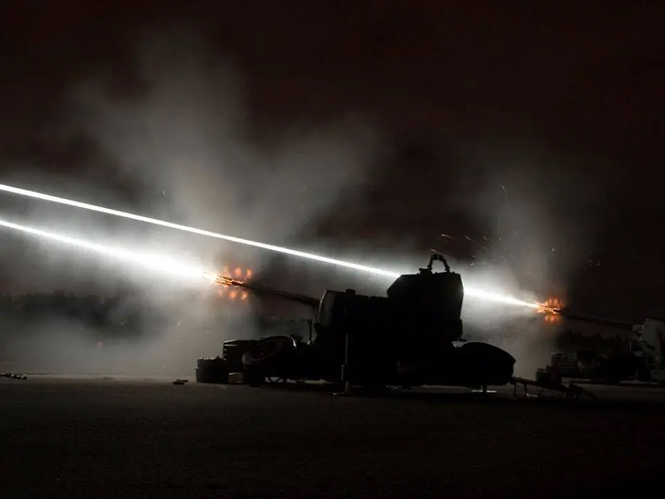 03593_c_BundesheerMiller 35-Millimeter-Fliegerabwehrkanone im scharfen Schuss – ©Bundesheer/Miller