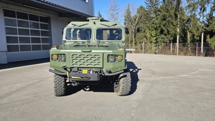 Steyr LTV X 4x4 von STI Steyr – ©Sebastian Freiler