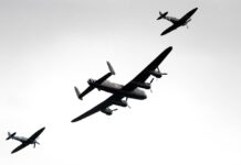 Dutch dig up British World War II bomber ©Mediacentrum Defensie