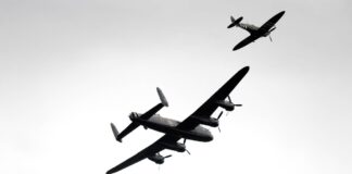 Dutch dig up British World War II bomber ©Mediacentrum Defensie