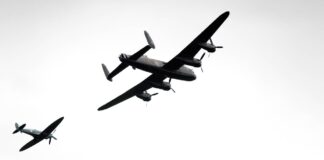 Niederländer graben britischen Weltkriegs-Bomber aus Niederländer graben britischen Weltkriegs-Bomber aus – ©Mediacentrum Defensie