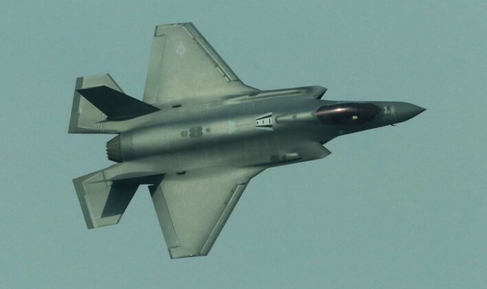 Dubai Air Show 2025 &ndash; &copy;Georg Mader