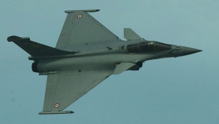 Dubai Air Show 2025 &ndash; &copy;Georg Mader