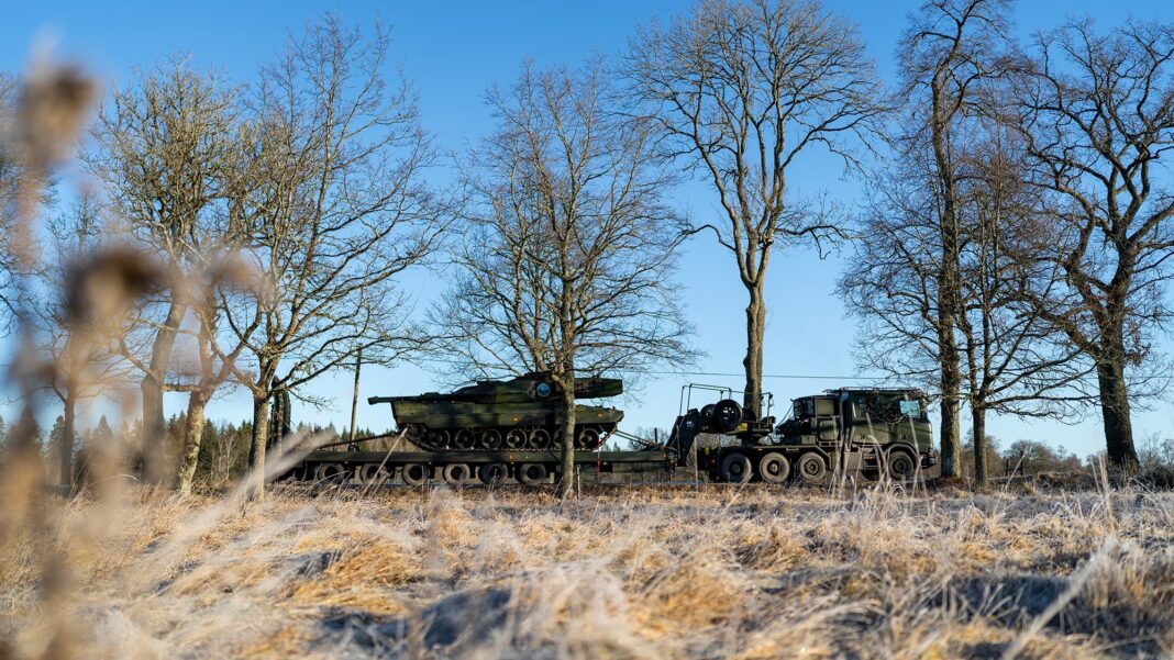 Scania Schwerlasttransporter für die schwedischen Streitkräfte – ©Scania