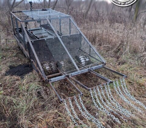 HTPK Kurier mit Minenr&auml;um-Ausr&uuml;stung &ndash; &copy;Archiv