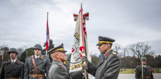 Military Academy: Handover of command to Brigadier Ségur-Cabanac Handover of command of the MilAk to Brigadier Ségur-Cabanac. ©Peter Kulec