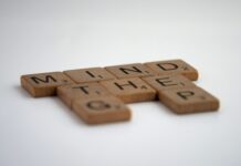 A new Gap Filler Air Defense is needed for drone defence "Mind the Gap" lettering - ©Unsplash/Brett Jordan