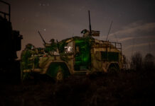 Ceremony: Badge award ceremony of the 48th basic hunting commando course Hunting commando: Exercise at night. ©Paul Kulec