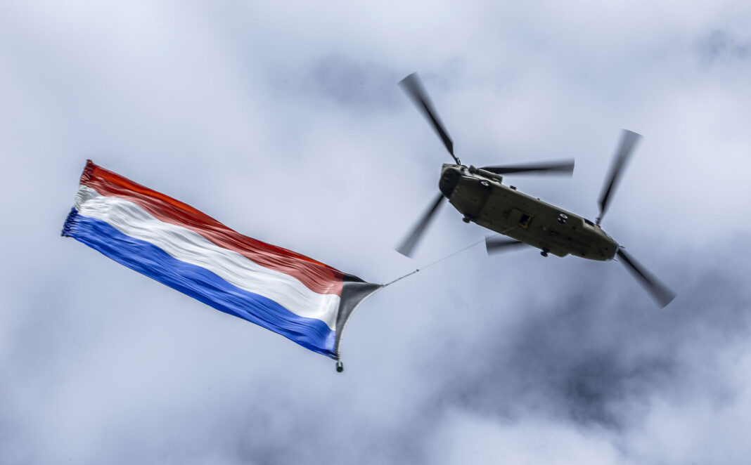 Niederländischer Chinook Hubschrauber – ©Mediacentrum Defensie