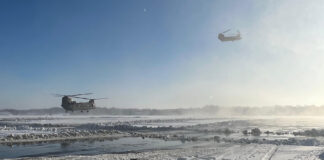 Dutch Chinooks train white-out scenarios Dutch Chinooks train white-out scenarios - ©Mediacentrum Defensie