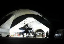 Kampfjets schützen: Flugzeugbunker oder Autobahn? Kampfjets schützen: Flugzeugbunker oder Autobahn? – ©RAF