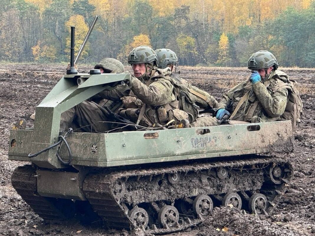 Omsk-2 ground drone - ©Archive