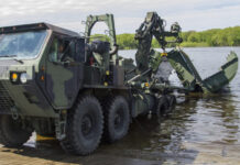 US armed forces order Common Bridge Transporter from Oshkosh US armed forces order Common Bridge Transporter from Oshkosh - ©Oshkosh Defense