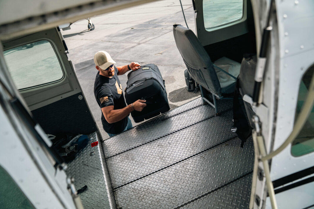 Peli HY32 Aegis Check-In Rolling Hybrid Duffel. ©Peli 