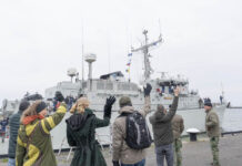 Minenjäger „Zr.Ms. Schiedam” schließt sich NATO-Flottenverband an Minenjäger „Zr.Ms. Schiedam” schließt sich NATO-Flottenverband an – ©Mediacentrum Defensie