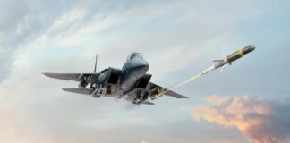 Fighter jet fires missile - ©BAE Systems