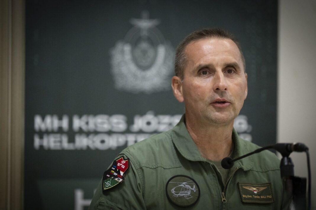 Brigadegeneral Tamás Bali, Kommandant der ungarischen Luftstreitkräfte – ©Ungarn MoD