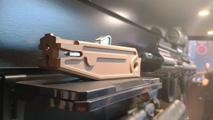 Der neue Abzug von Corvus Defensio f&uuml;r das Steyr AUG bei der Enforce Tac 2026. &copy;Milit&auml;r Aktuell/Bendl