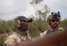 ESA: Training of a police unit in South Africa Harald Huttarsch (right) during training in South Africa. ©ESA