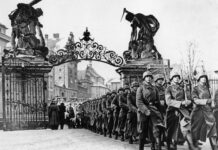 Czech Republic commemorates the German occupation of 1939 German troops march into Prague Castle on March 15, 1939 - ©ČTK/SZ-Photo