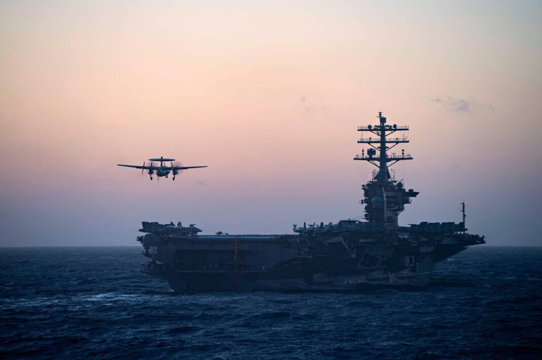 Flugzeugträger: Auslaufmodell oder Schlüsselplattform? -©US Navy Photo via Alamy