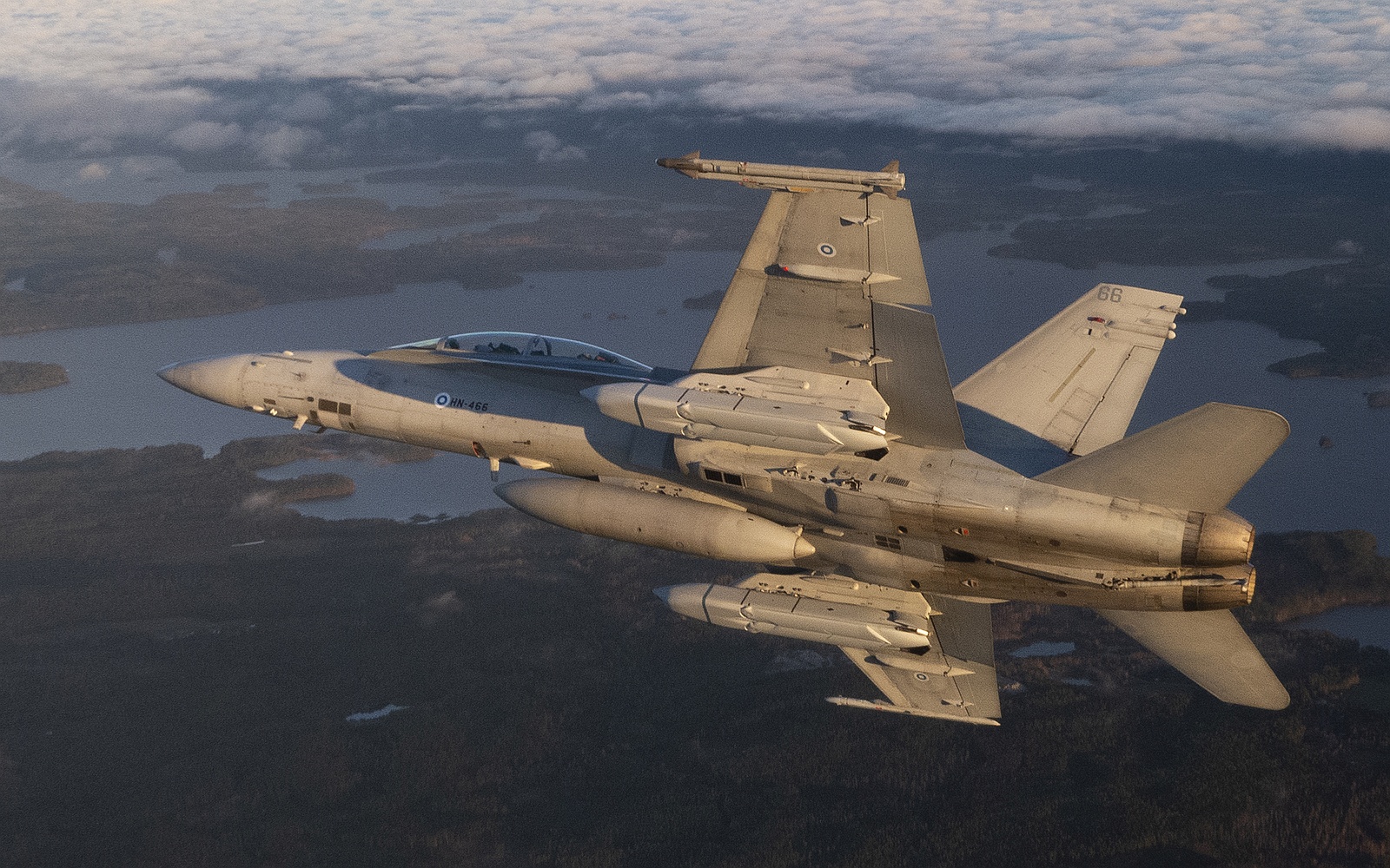 Finnish F/A-18D with AGM-158 JASSM-ER cruise missiles - ©Finland MoD Finnish F/A-18D with AGM-158 JASSM-ER cruise missiles - ©Finland MoD