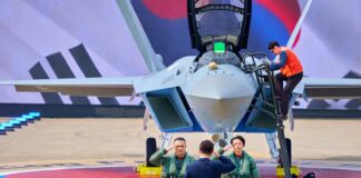 First KF-21 series delivered - ©Office of the President of South Korea